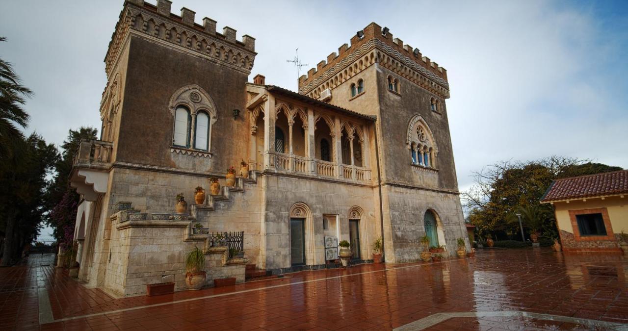 Castello D'Urso Somma B&B Catania Esterno foto
